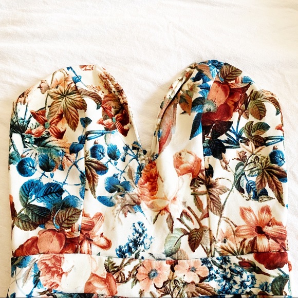 Strapless Floral Romper - Picture 3 of 3